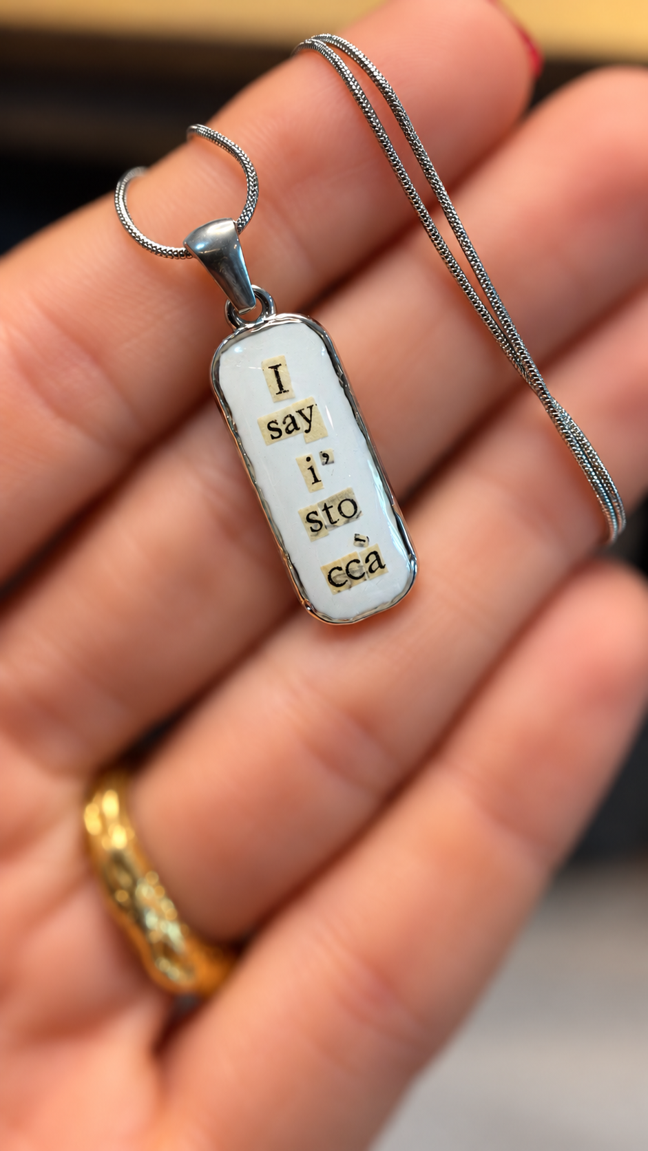 Esempi ciondoli sfondo bianco personalizzati